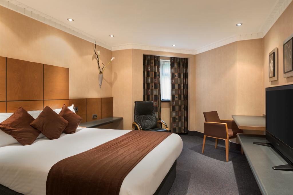 Ramada Hatfield Hatfield  Exterior foto