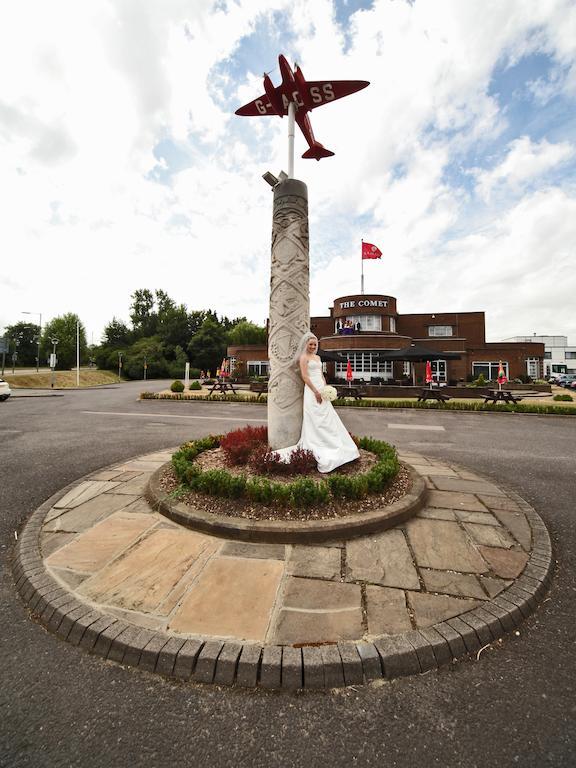 Ramada Hatfield Hatfield  Exterior foto